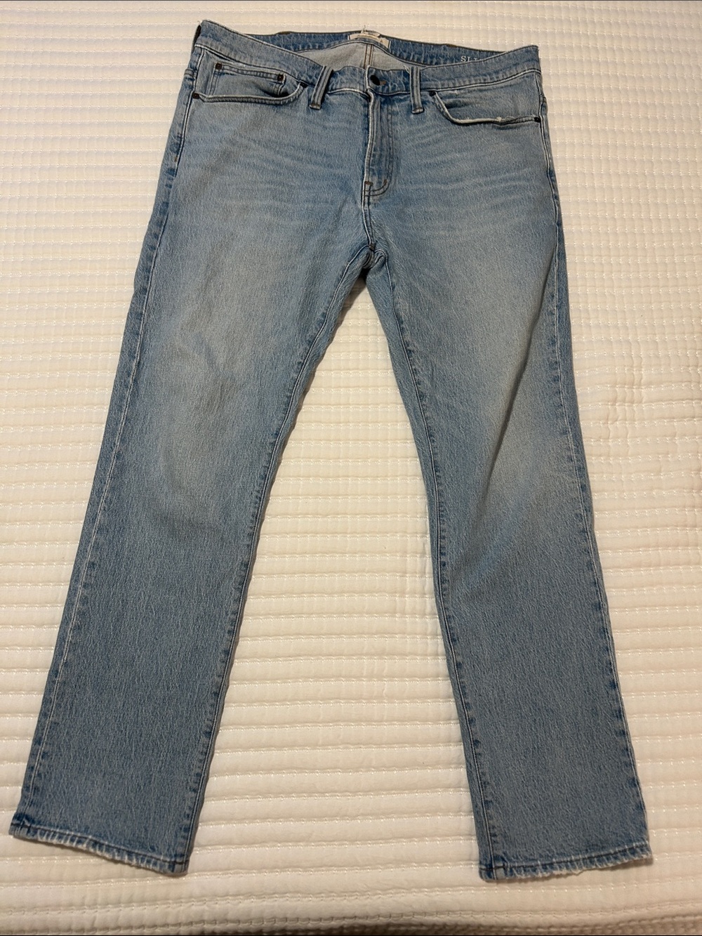 Madewell Distressed Light Blue Men's Slim Straight Jeans 38x32